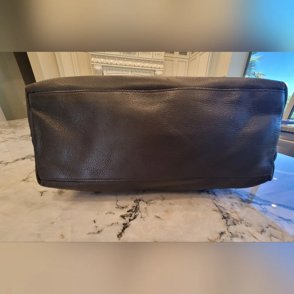 GUCCI authentic L deerskin leather hip shoulder bag, dark brown, bamboo close - Picture 9 of 16